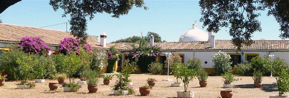 Hôtel Alojamiento Rural Historico El Vaqueril à Caces Extérieur photo