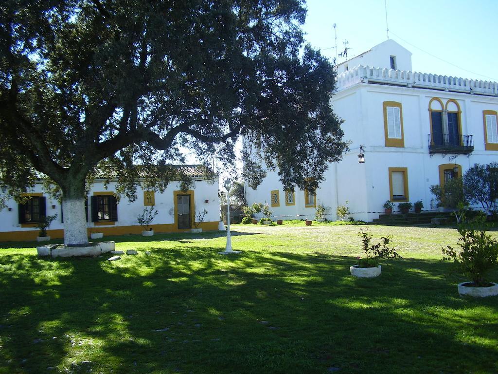 Hôtel Alojamiento Rural Historico El Vaqueril à Caces Extérieur photo